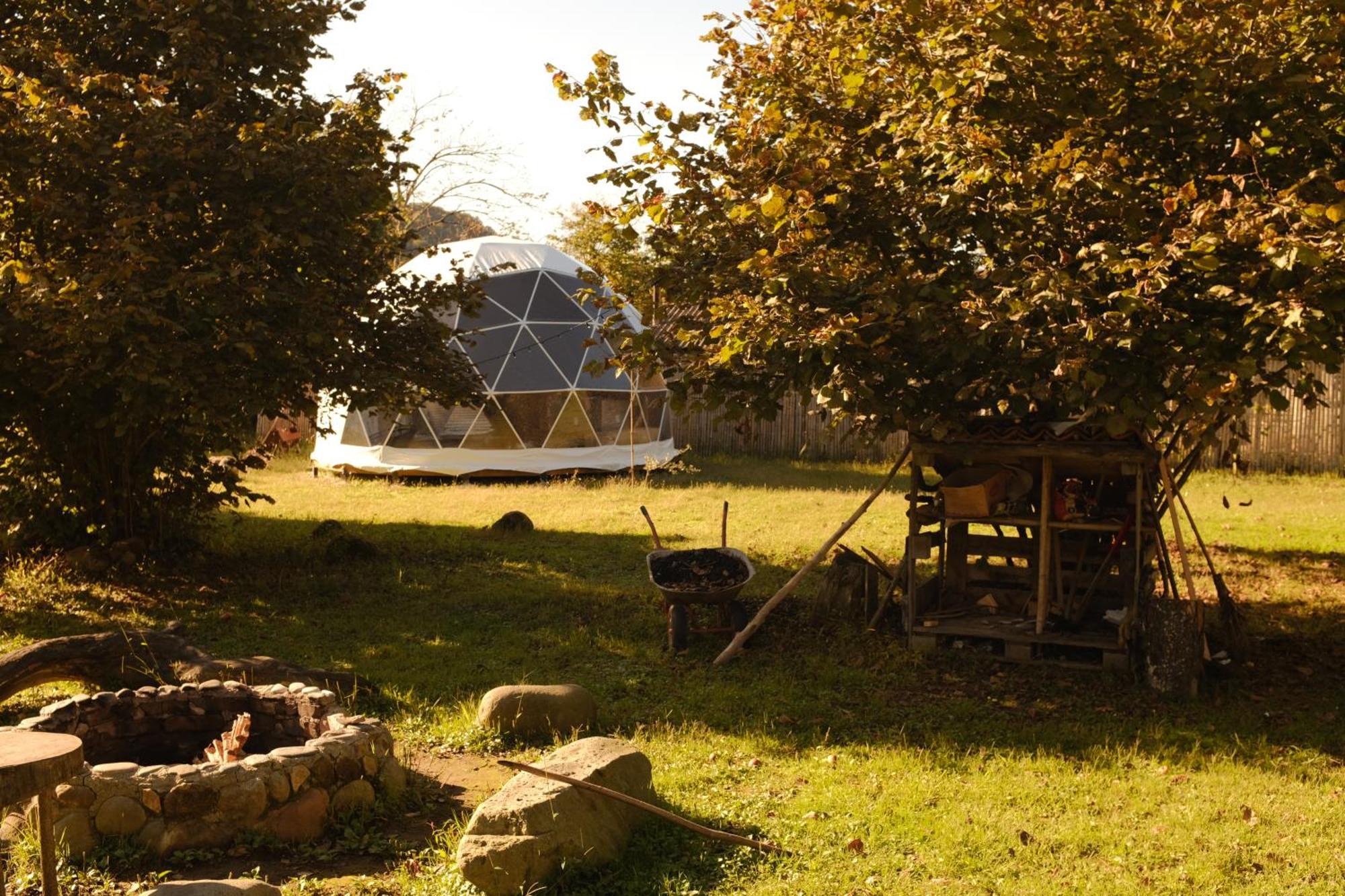 Отель Dumbo Eco Camp Ozurget'i Экстерьер фото